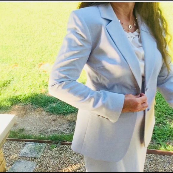 Liz Claiborne Jackets & Blazers - Liz Claiborne Suit 2 Piece 6 powder blue